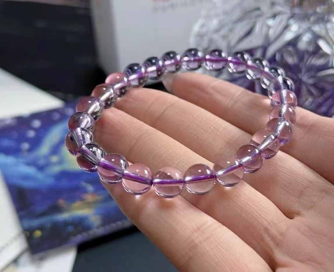 7A higher-clarity light amethyst — real bracelet detail