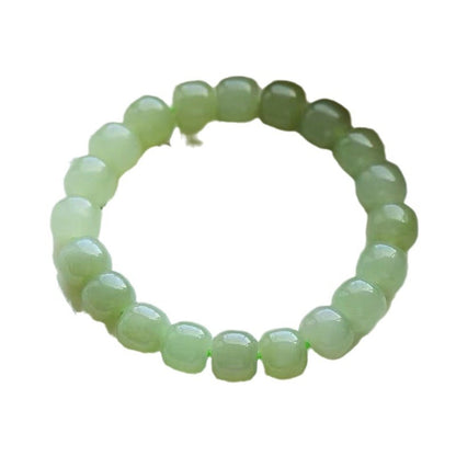 Green Hetian jade bead bracelet material and shape view