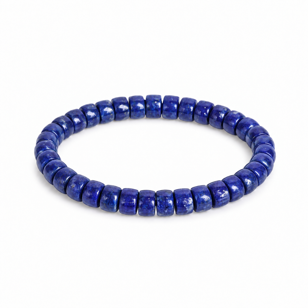Lapis lazuli short cylinder bead bracelet on white