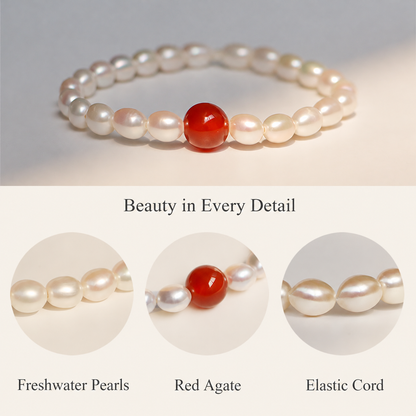 Freshwater pearls, red agate and elastic cord details with English labels