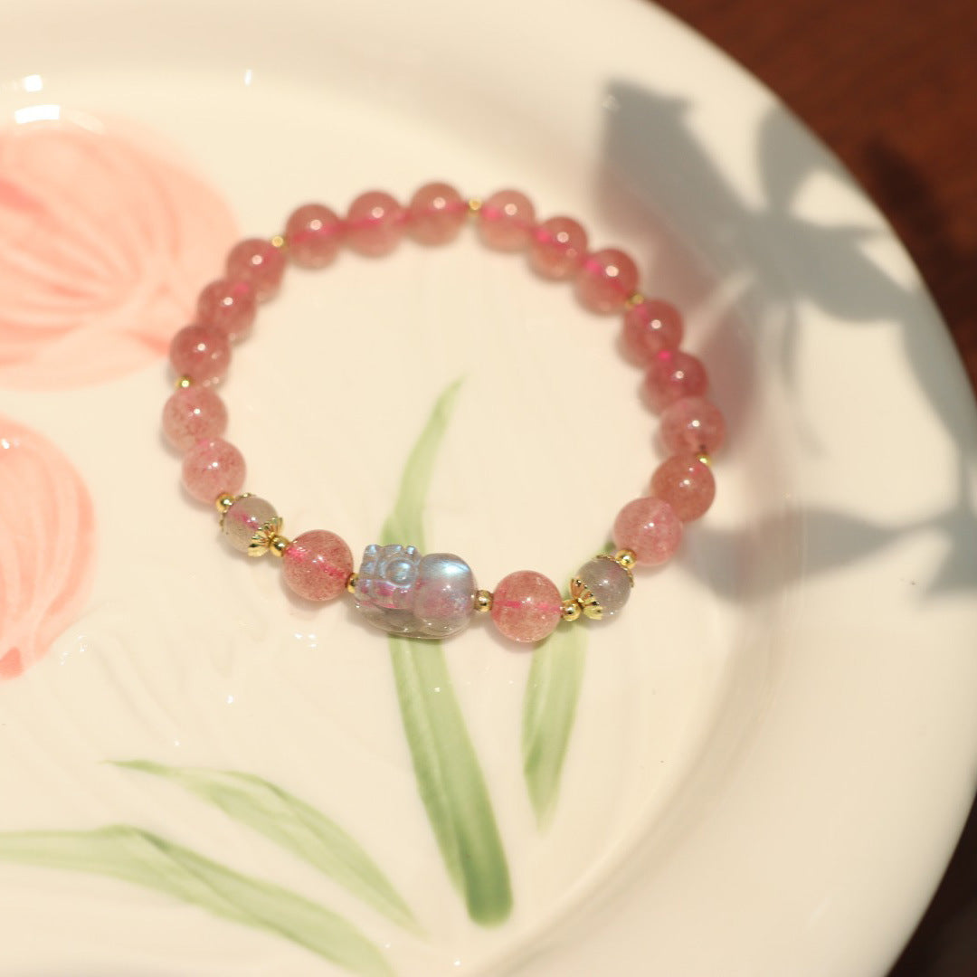 Strawberry quartz bracelet with gray moonstone beads and Pixiu