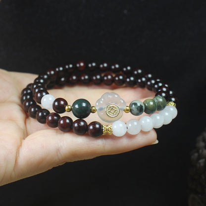 Dark wood and agate cat paw double-wrap bracelet – actual product photo 4