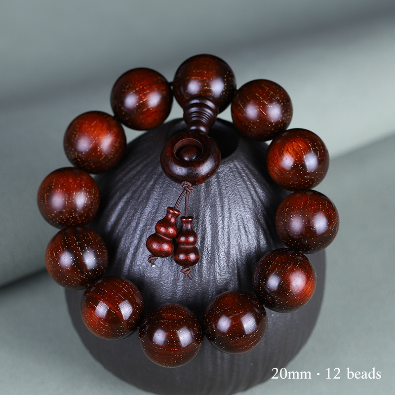 20mm red sandalwood bracelet with 12 beads and wooden ring detail