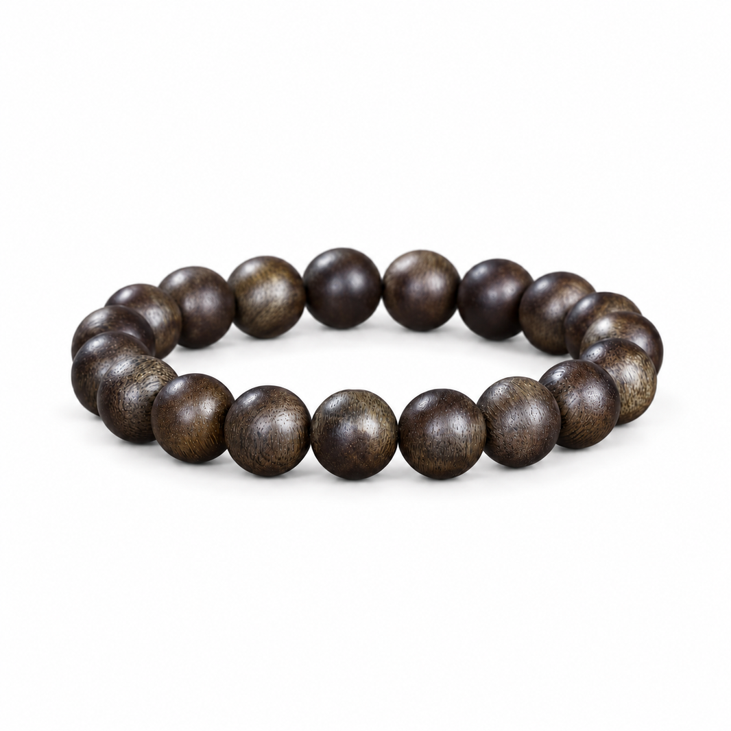 Dark brown agarwood round-bead single-loop bracelet on white