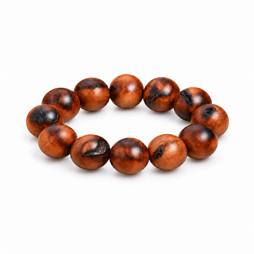 Lightning Style jujube wood twelve-bead bracelet on white